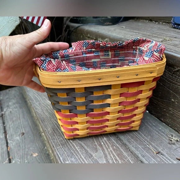 Longaberger 25th Anniversary Basket w/ Red & Blue Flag, Fabric & Plastic Liner - Picture 7 of 11
